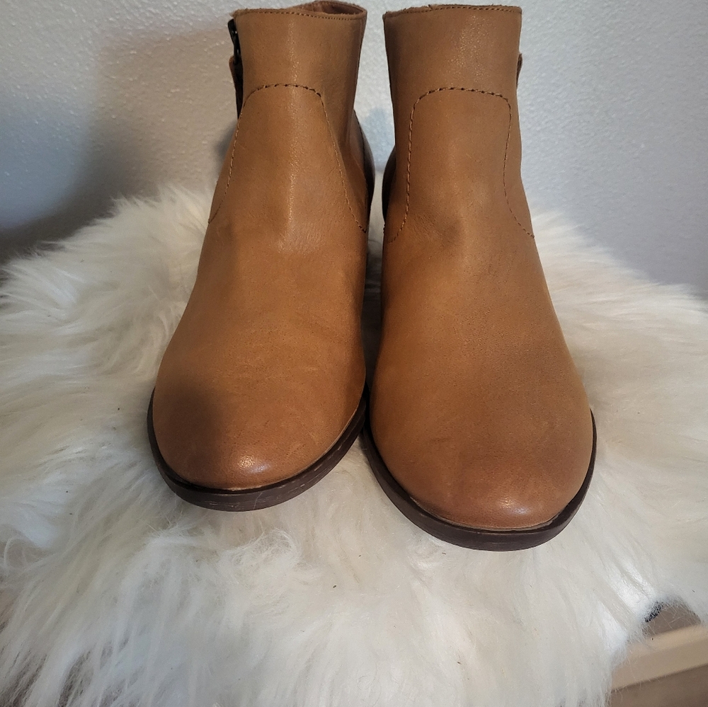 Lucky Brand Blandre Ankle Boot - Picture 2 of 7